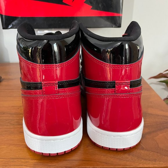 Nike Air Jordan Sneakers 1 Retro High OG Patent Bred 555088-063 Mens Size 11 main image 9